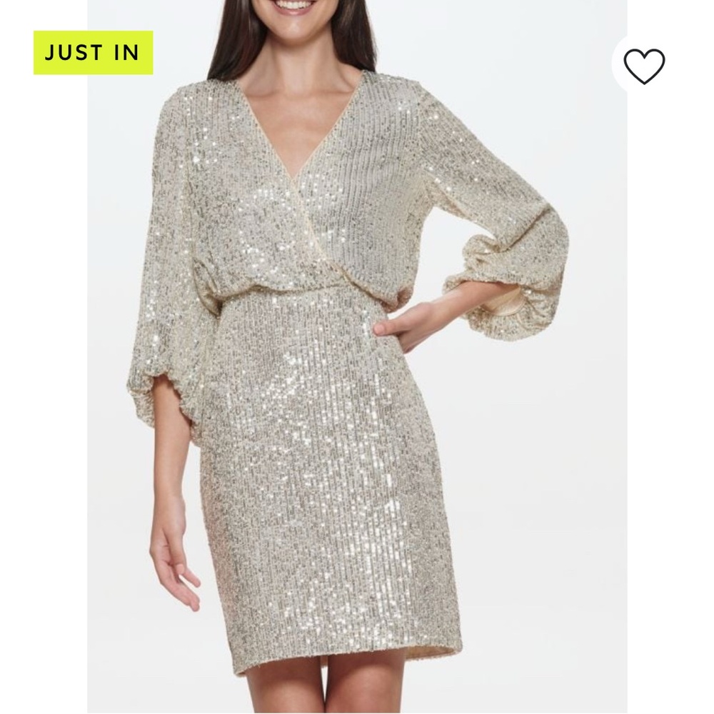 NWT Eliza J Silver Sequin Blouson Cocktail Mini Dress 10 Holiday Vneck